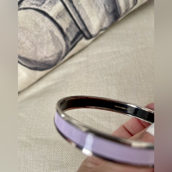 HERMÈS Horse & Carriage Logo Bangle/Bracelet⭐️Lavender⭐️W/BOX 💯 Authentic ⭐️COA💜 - Picture 7 of 9
